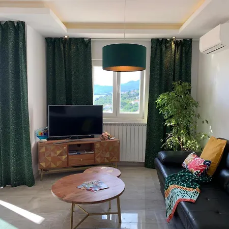 Carol Apartment